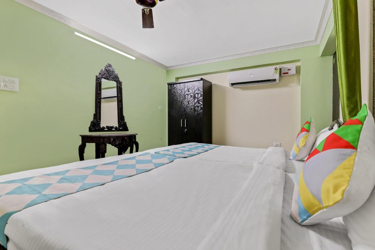 Oyo Beautiful Studio'S Near Immaculate Conception Church パナジ エクステリア 写真